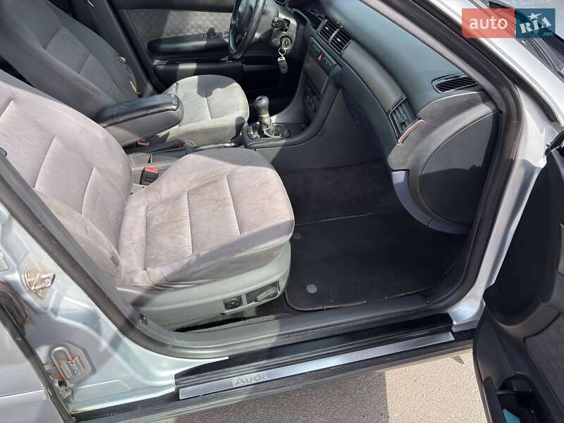 Седан Audi A6 1999 в Рівному