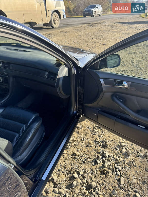 Седан Audi A6 1998 в Верховині