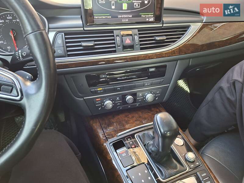 Седан Audi A6 2015 в Рівному