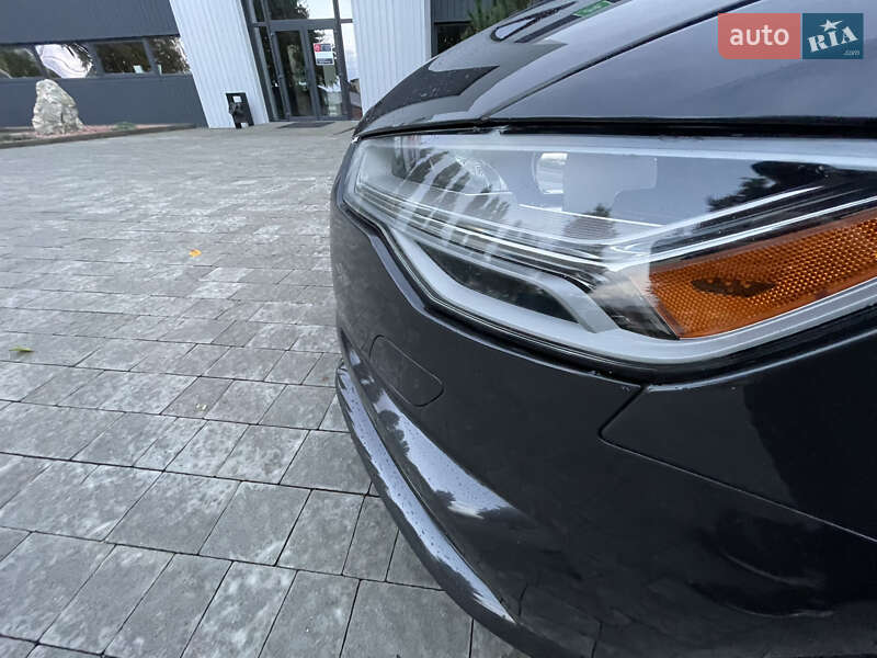 Седан Audi A6 2016 в Рівному