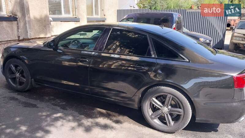Седан Audi A6 2011 в Львове