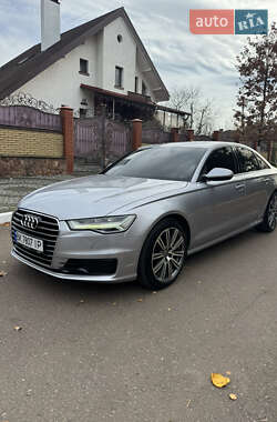 Седан Audi A6 2015 в Рівному