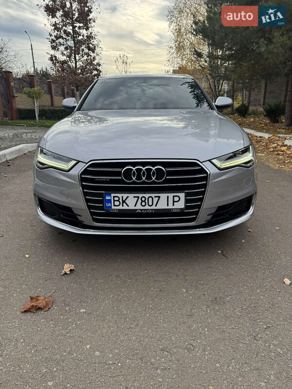 Седан Audi A6 2015 в Ровно
