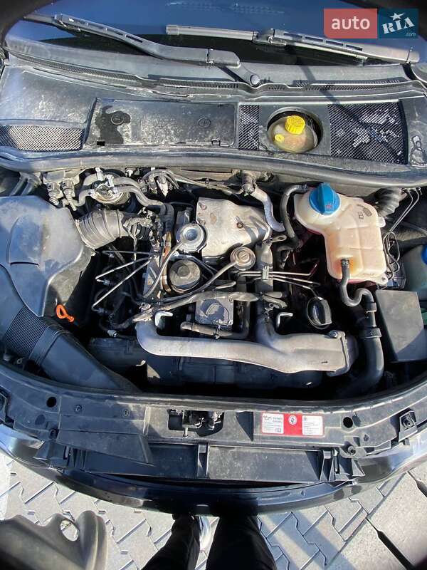 Універсал Audi A6 2002 в Чернівцях фото 17 Універсал Audi A6 2002 в Чернівцях