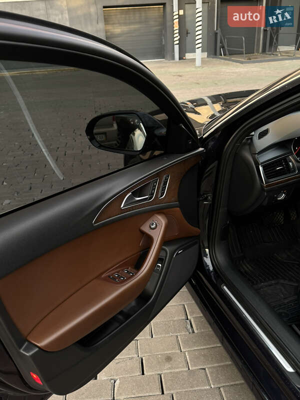 Седан Audi A6 2015 в Рівному