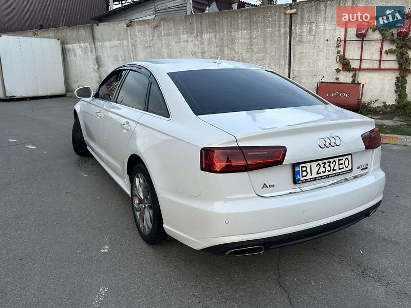 Седан Audi A6 2015 в Миргороде