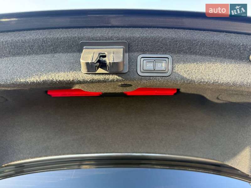 Седан Audi A6 2018 в Днепре