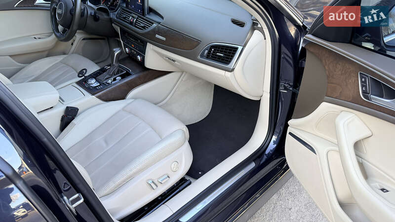 Седан Audi A6 2015 в Киеве