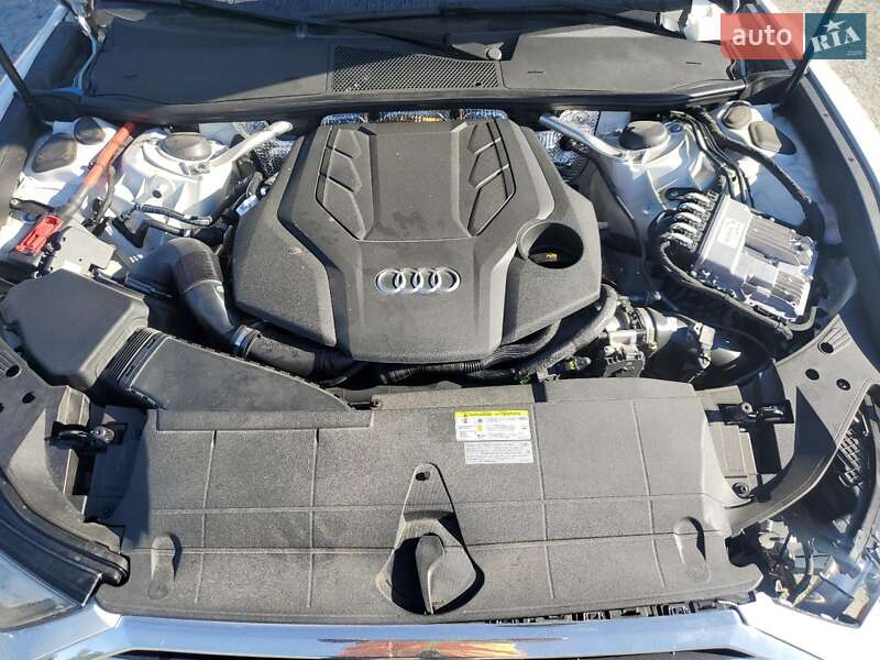 Седан Audi A6 2020 в Киеве