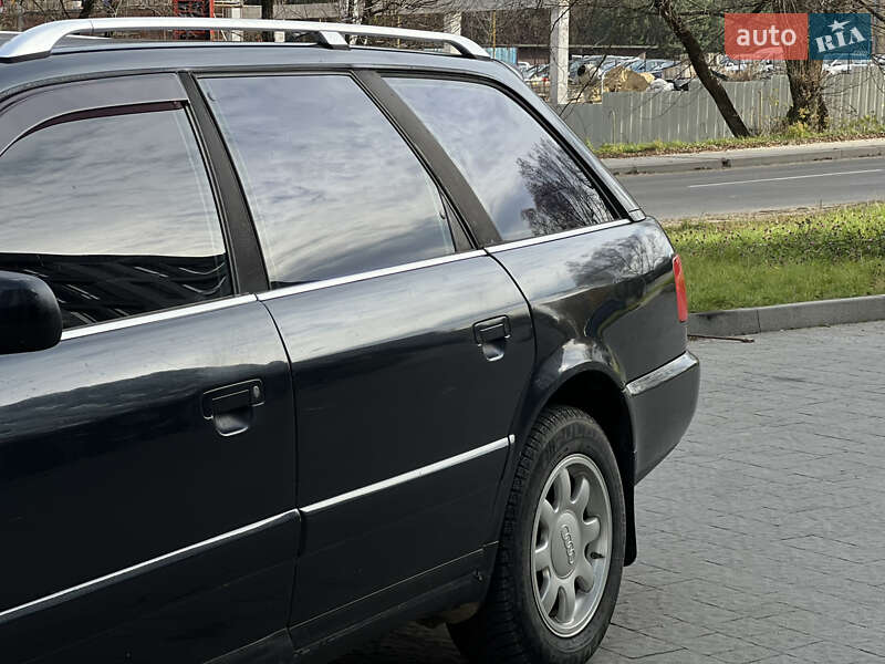 Універсал Audi A6 1995 в Новояворівську