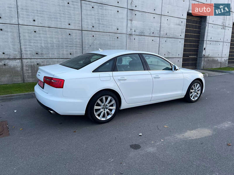 Седан Audi A6 2013 в Киеве