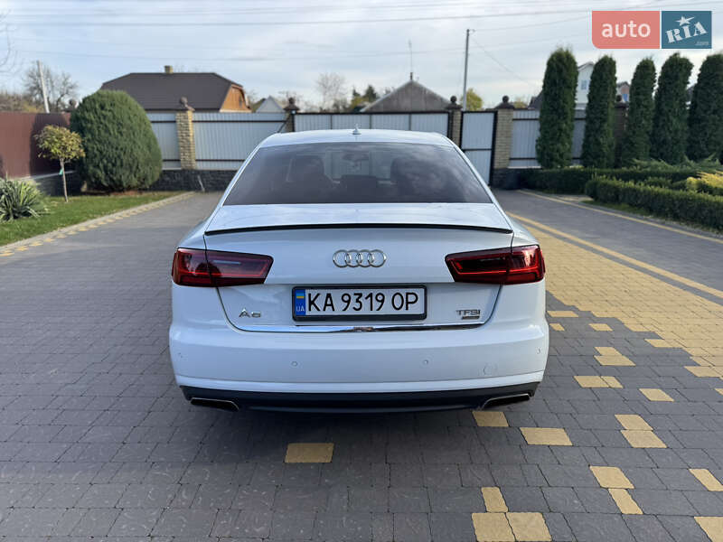 Седан Audi A6 2015 в Киеве