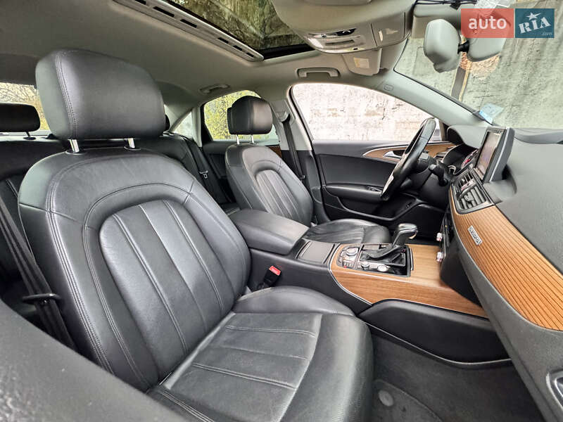 Седан Audi A6 2015 в Умані
