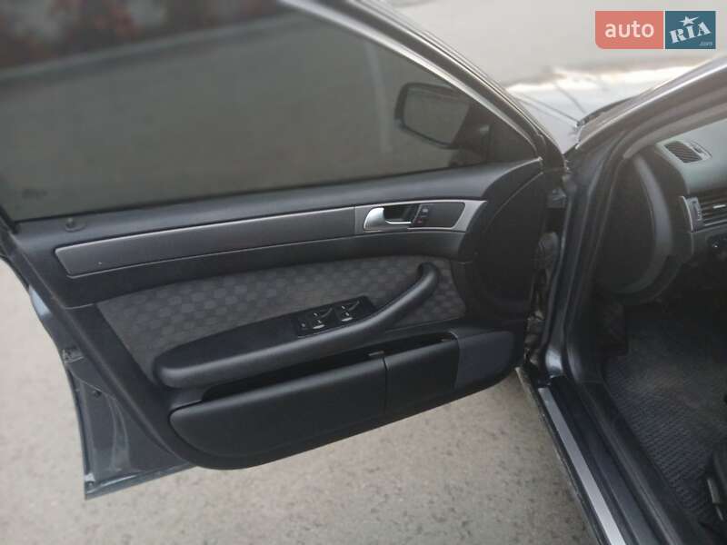 Универсал Audi A6 2002 в Бородянке