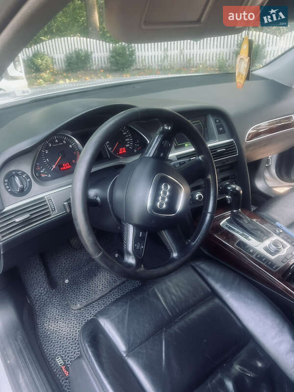 Седан Audi A6 2005 в Жовкві