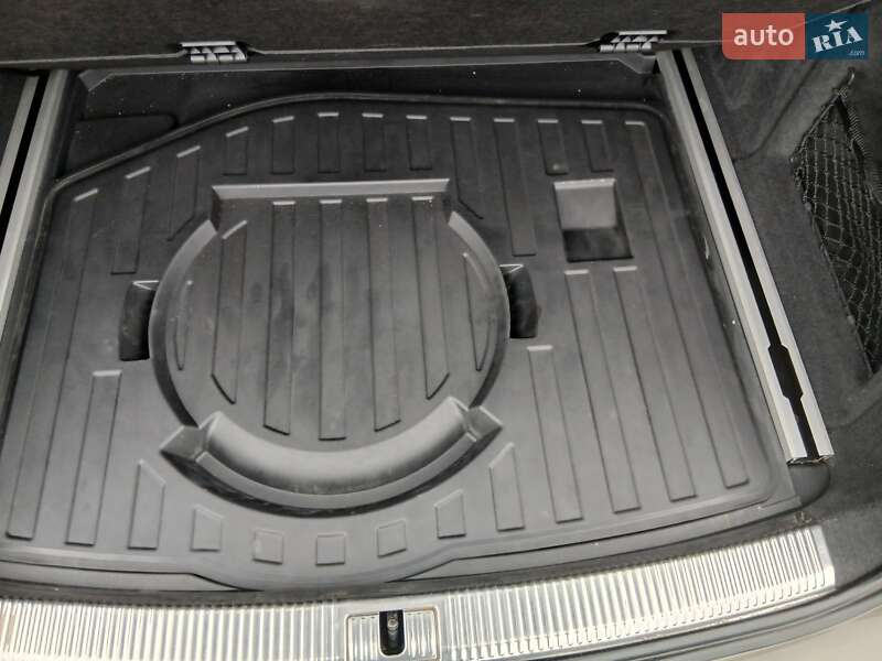 Універсал Audi A6 2015 в Чернівцях