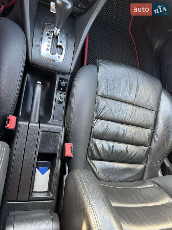 Универсал Audi A6 2003 в Черкассах фото 2 Универсал Audi A6 2003 в Черкассах
