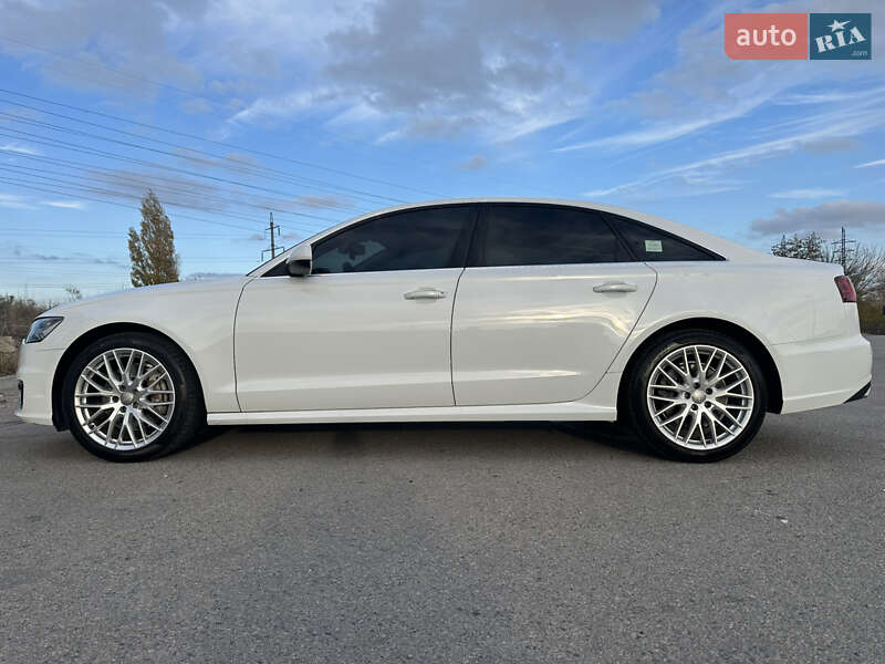 Седан Audi A6 2016 в Днепре