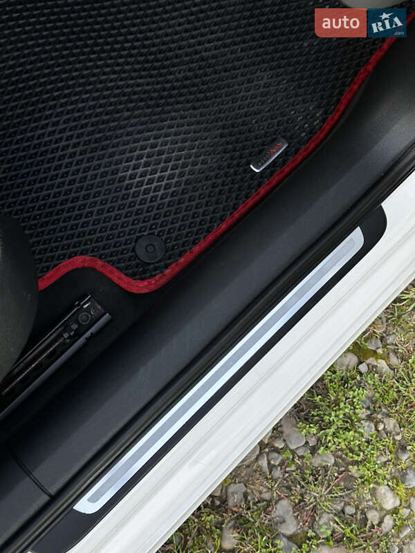 Седан Audi A6 2015 в Ивано-Франковске