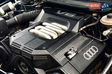 Седан Audi A6 1997 в Звягеле