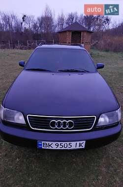Универсал Audi A6 1995 в Остроге