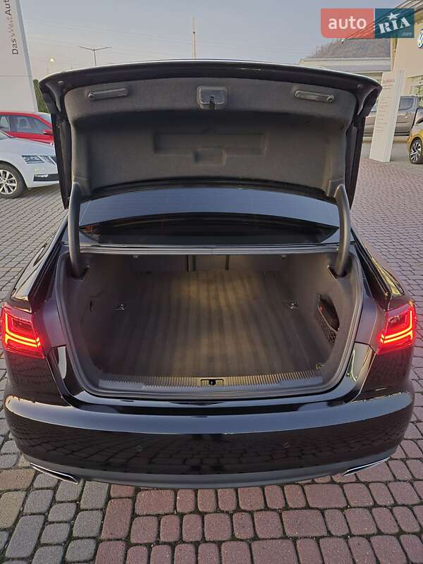 Седан Audi A6 2015 в Сваляве