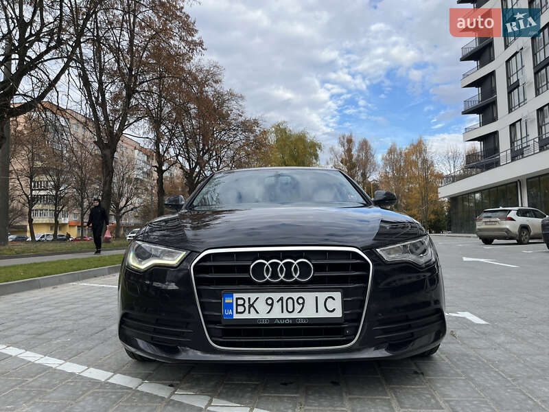 Седан Audi A6 2014 в Ровно
