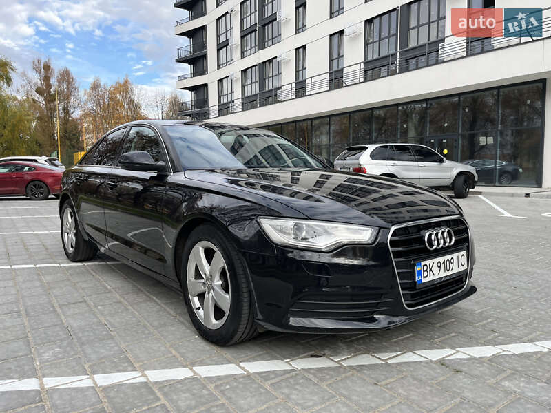 Седан Audi A6 2014 в Ровно