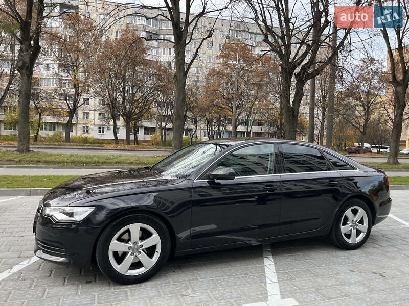 Седан Audi A6 2014 в Ровно
