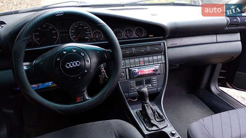 Седан Audi A6 1995 в Киеве фото 12 Седан Audi A6 1995 в Киеве