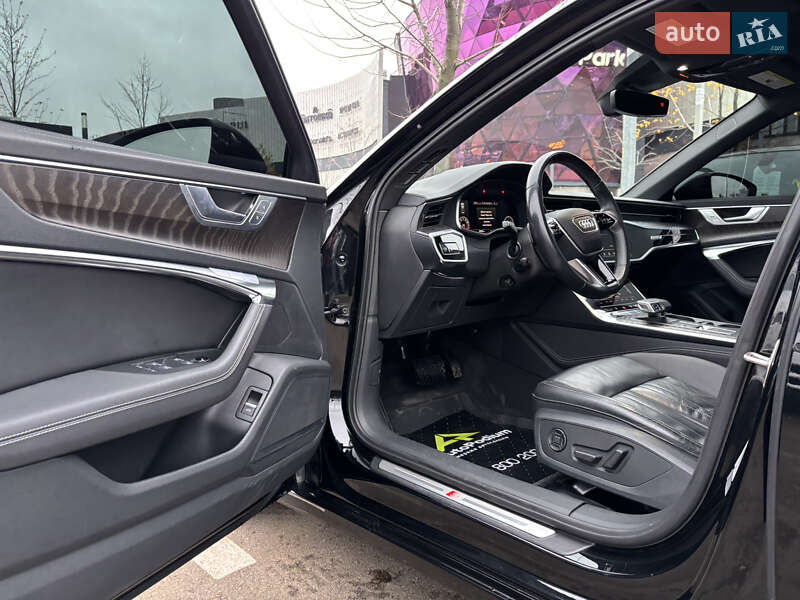 Седан Audi A6 2022 в Киеве