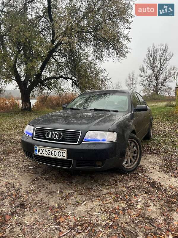 Седан Audi A6 2004 в Краснограде