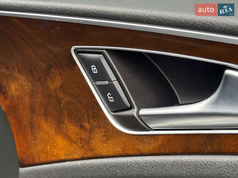 Седан Audi A6 2012 в Киеве