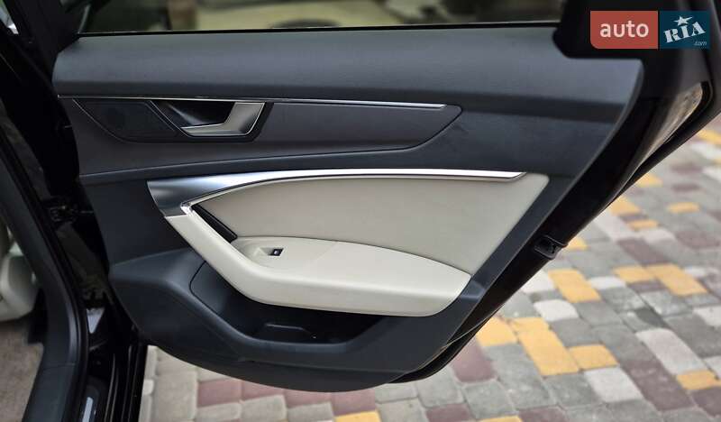 Универсал Audi A6 2019 в Киеве