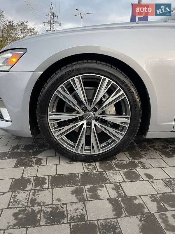 Седан Audi A6 2019 в Львові