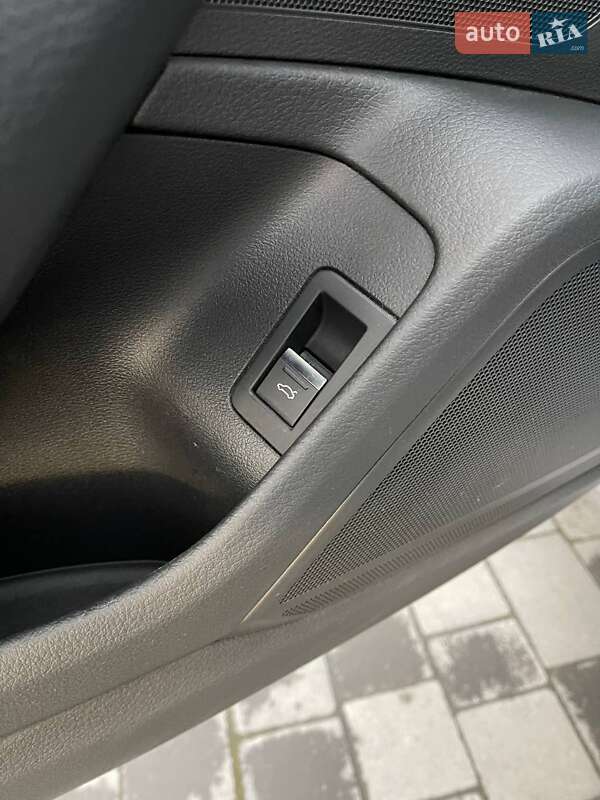 Седан Audi A6 2019 в Львові