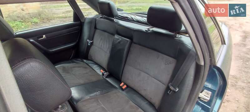 Седан Audi A6 1995 в Глобиному фото 6 Седан Audi A6 1995 в Глобиному