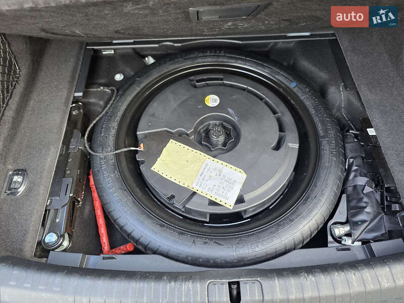 Седан Audi A6 2021 в Черновцах