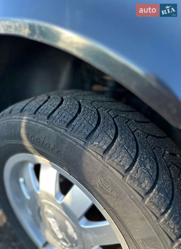 Седан Audi A6 1995 в Владимире