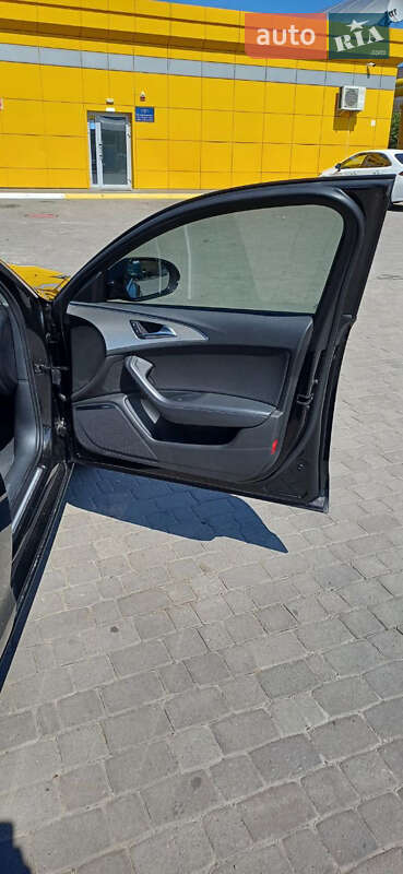 Седан Audi A6 2011 в Сарнах