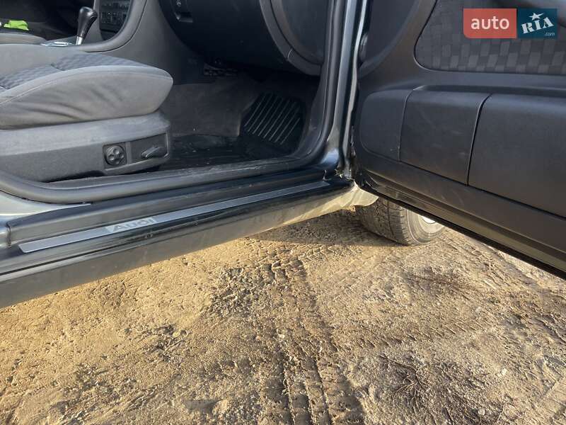 Універсал Audi A6 2001 в Мерефа фото 13 Універсал Audi A6 2001 в Мерефа