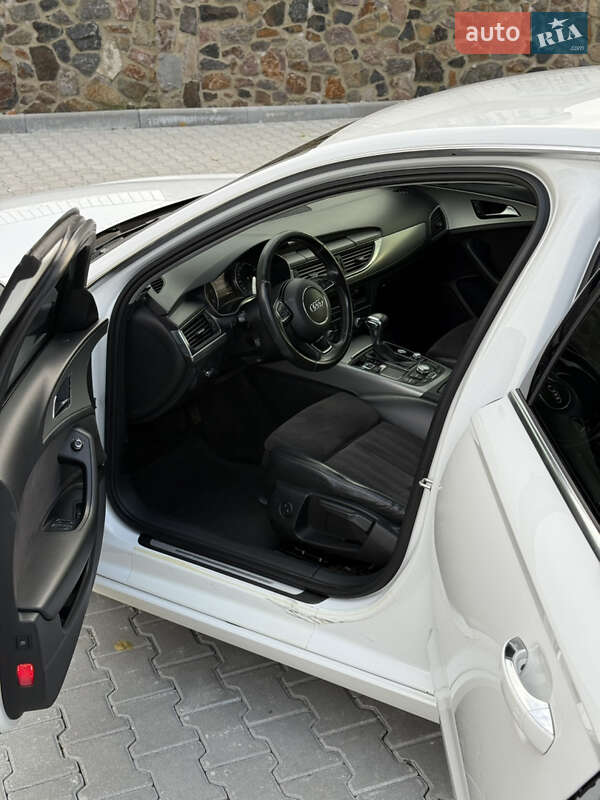 Седан Audi A6 2011 в Самборе