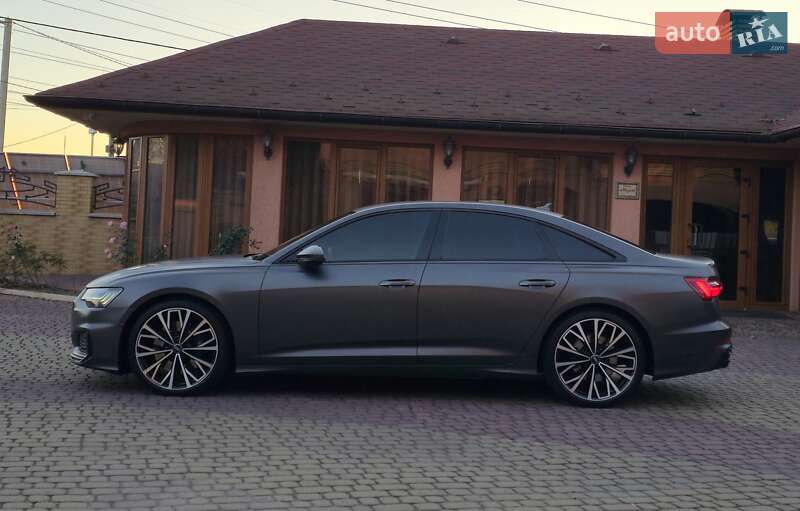 Седан Audi A6 2018 в Мукачевому