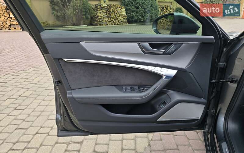 Седан Audi A6 2018 в Мукачевому