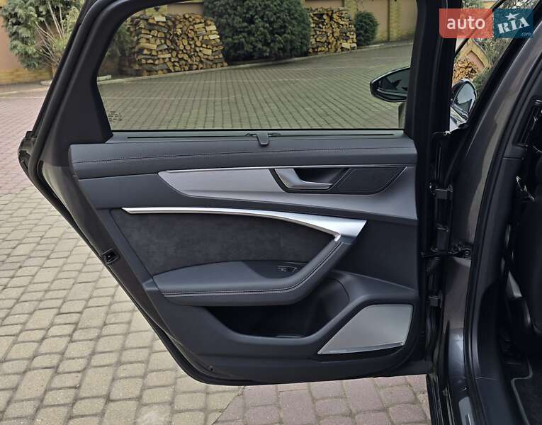 Седан Audi A6 2018 в Мукачевому