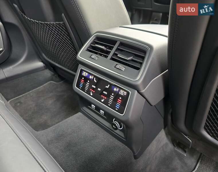 Седан Audi A6 2018 в Мукачевому