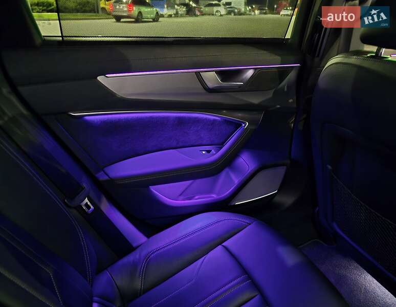 Седан Audi A6 2018 в Мукачевому