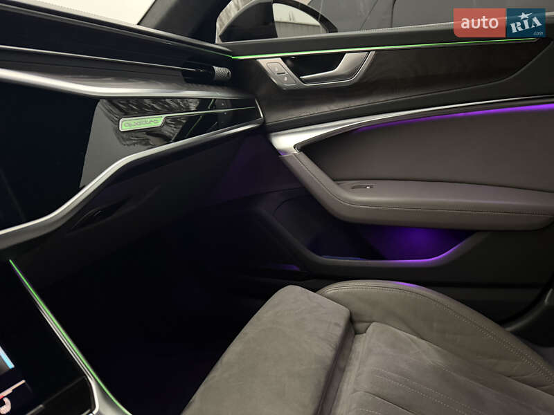 Седан Audi A6 2019 в Днепре