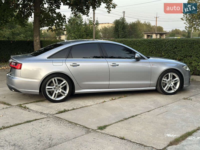 Седан Audi A6 2015 в Стрию