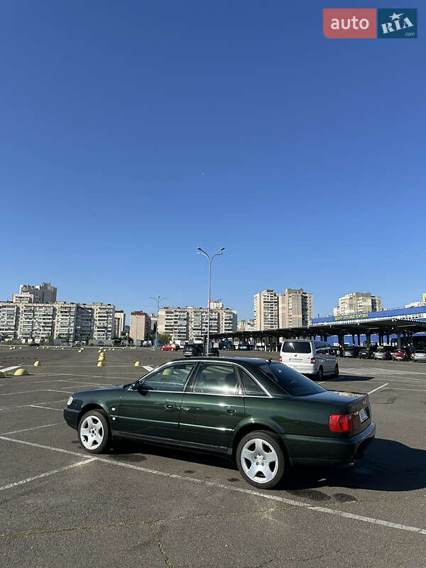 Седан Audi A6 1996 в Києві